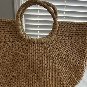 Talbots, Stylish Tan Woven Handbag. Outside looks great. Inside has some wear.